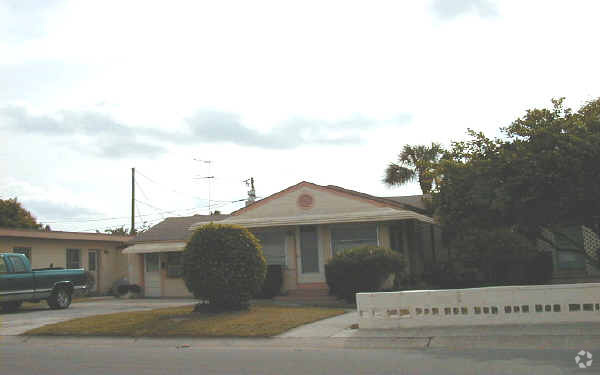 Primary Photo - 7225 Boca Ciega Dr