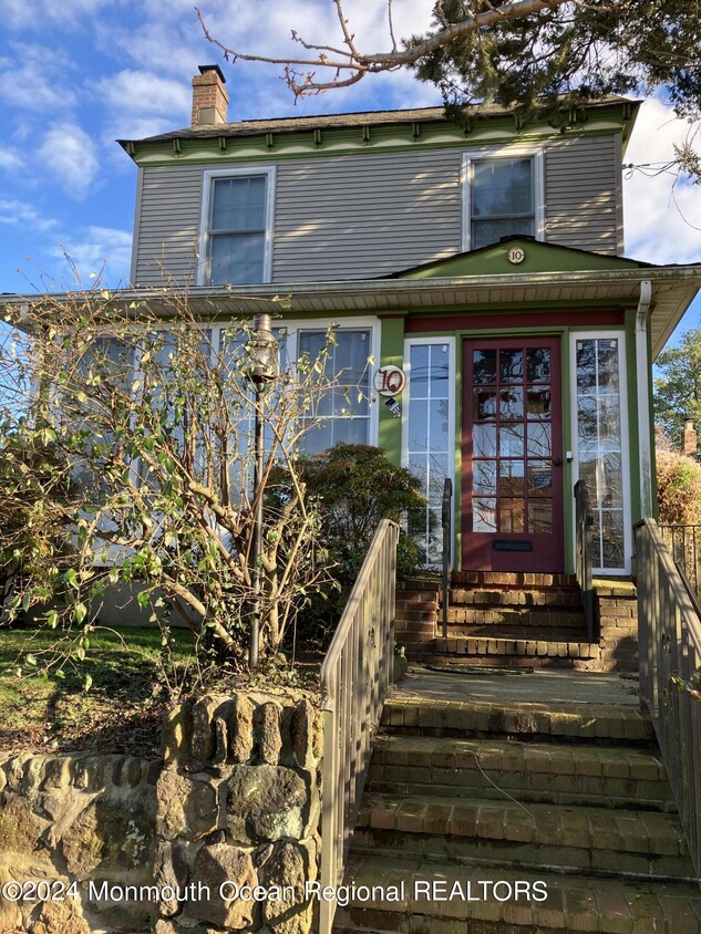 Foto principal - 10 2nd Ave