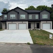 Building Photo - 205 Cherry Way