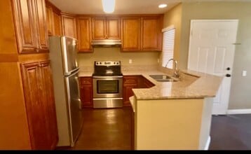 Building Photo - 78650 Avenue 42