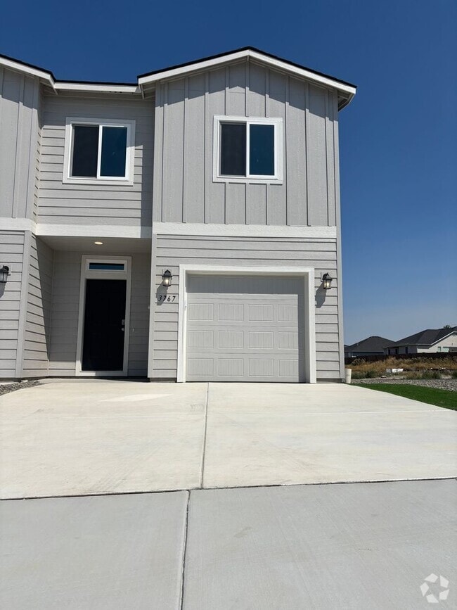 Building Photo - 3767 S Roosevelt Pl