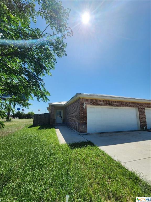 292 Meadow Ave, New Braunfels, TX 78130 Townhome Rentals in New