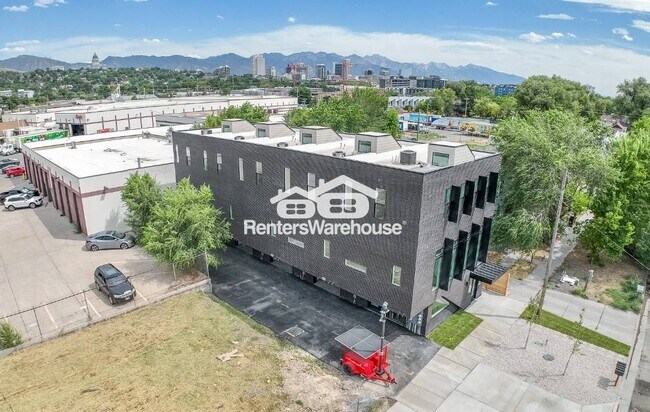 Building Photo - 544 N 600 W