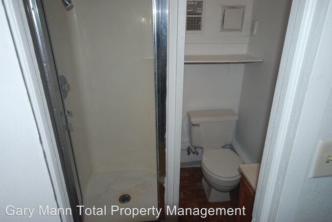 2128 W Broadway Ave Unit 10 Moses Lake Wa 98837 Condo For Rent Building Photo 2128 W Broadway Ave