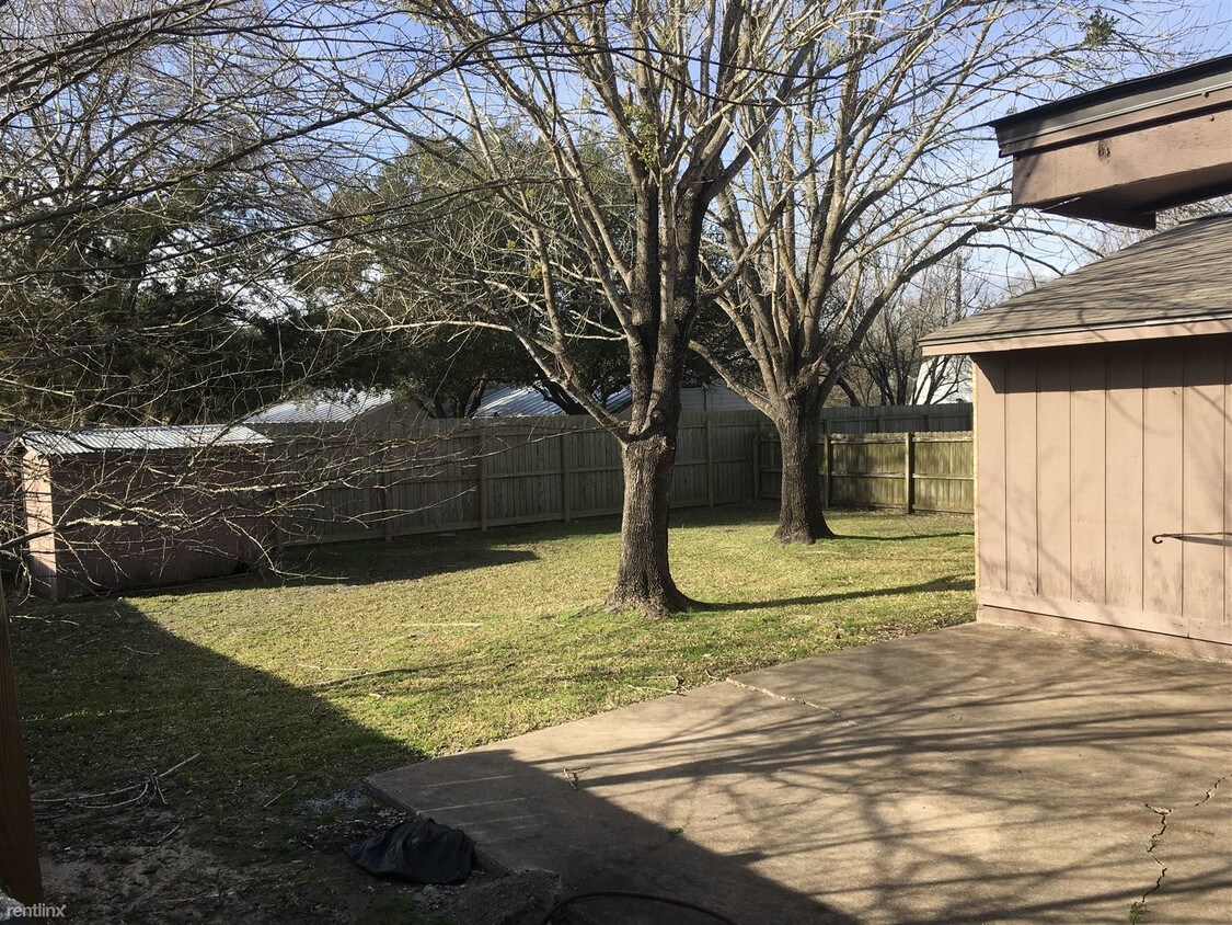 Building Photo - 3 br, 2 bath House - 4134 Willow Oak St 41...
