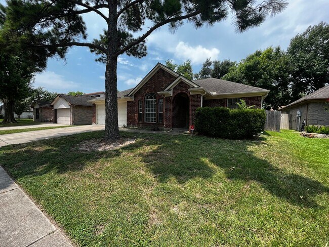 Building Photo - 11607 Lennington Dr