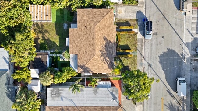 Photo - 1165 SW 12th St Townhome