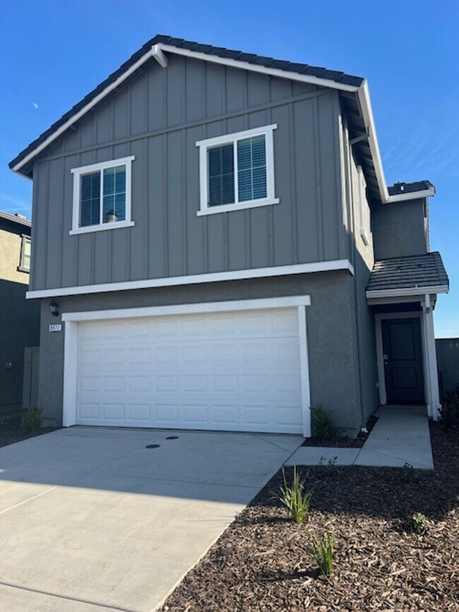 Building Photo - 8072 Whippersnapper Wy