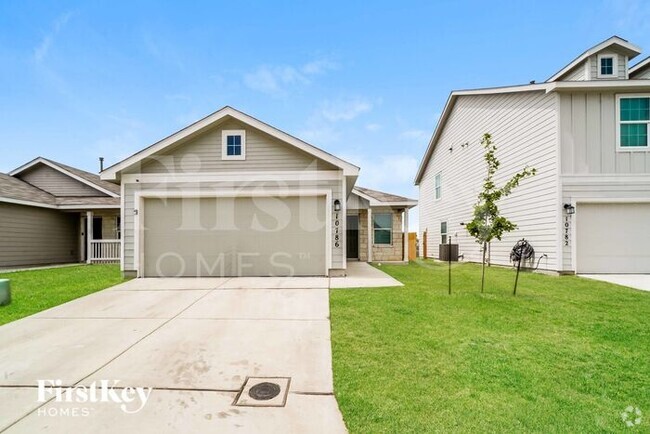 Building Photo - 10786 Prusiner Dr