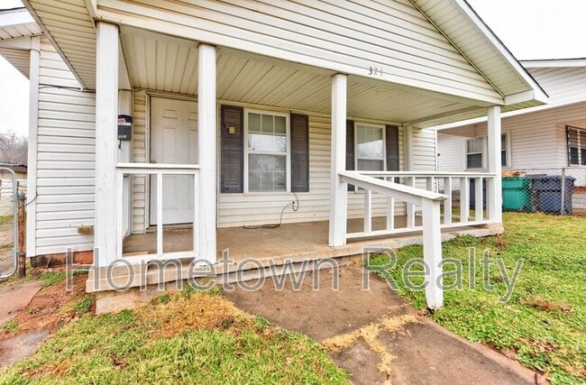 Photo - 321 SE 25th St House