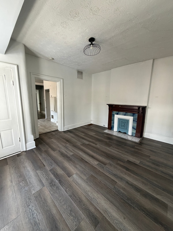 Photo - 818 Oak St Apartment