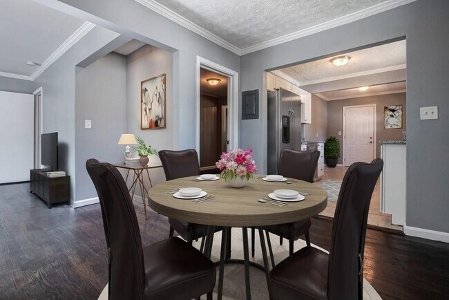 Foto del edificio - 120 Burbank Dr NW