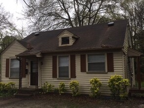 Building Photo - 928 Blair St