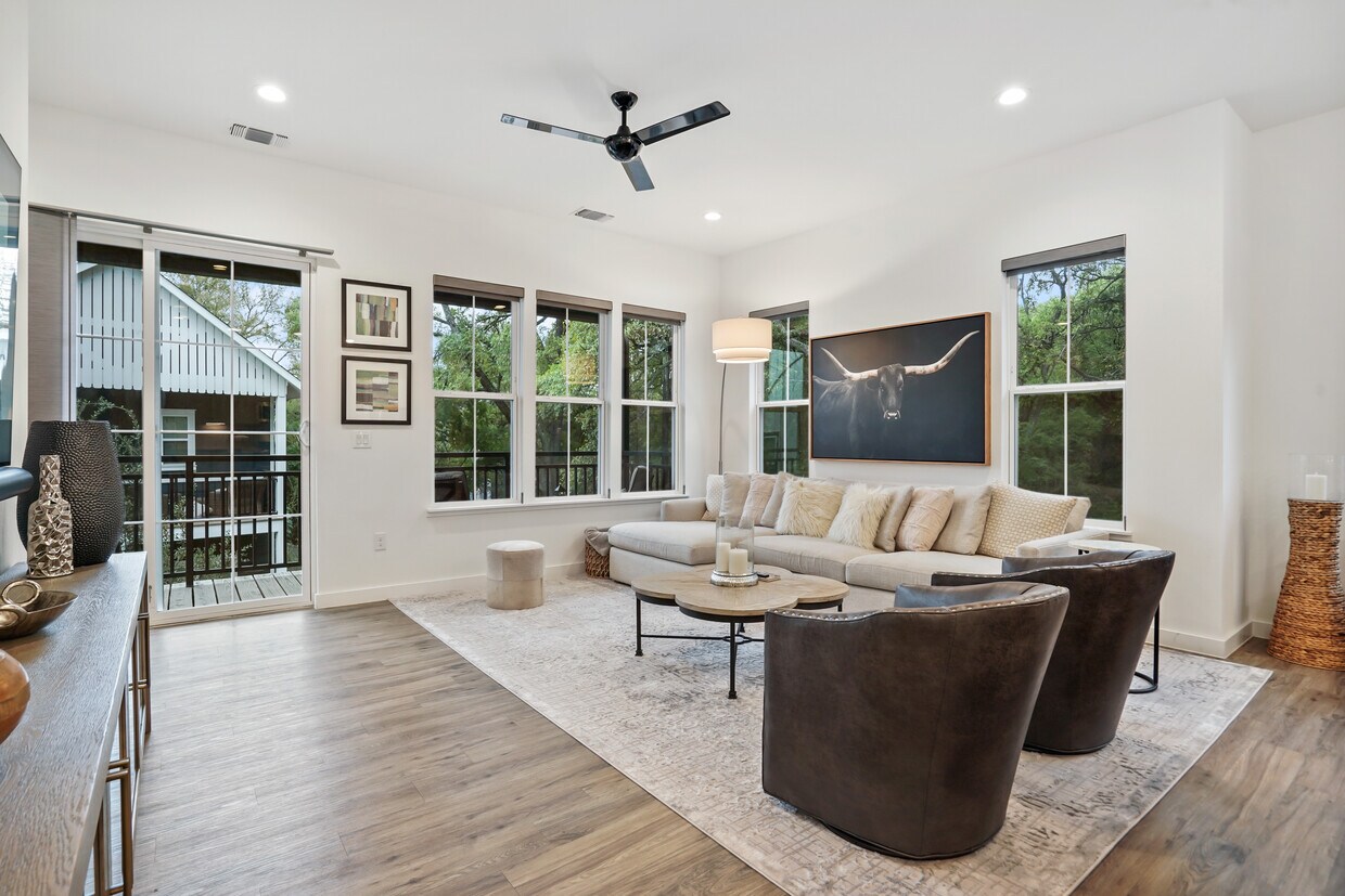 Foto principal - 3809 Valley View Rd