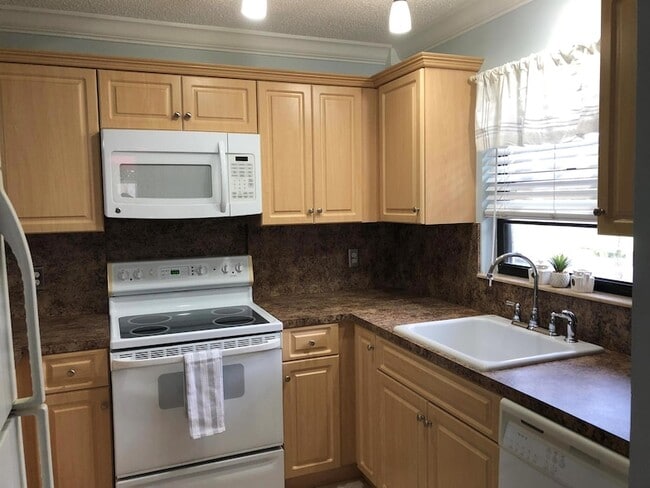 Photo - 326 Jupiter Lakes Blvd Townhome