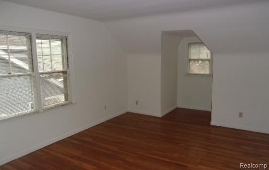 Building Photo - 455 W Breckenridge St