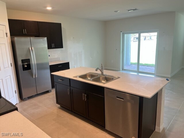 Building Photo - 25118 Doredo Dr