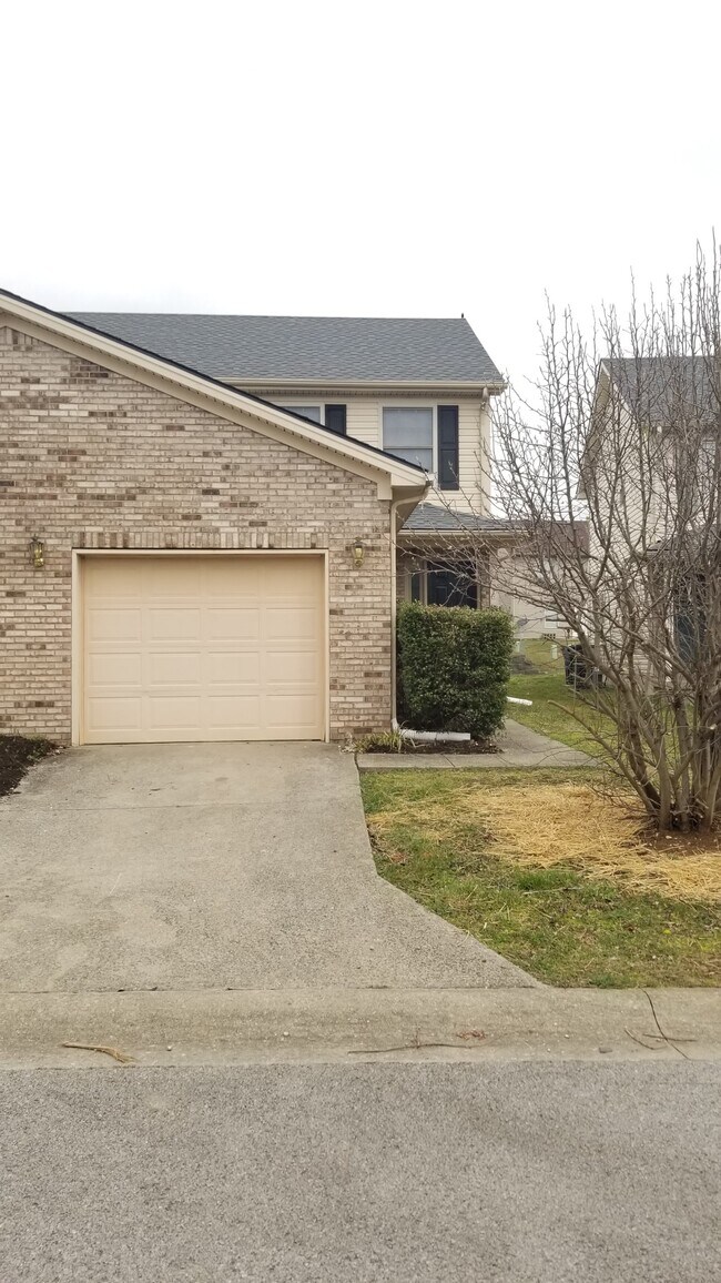 Building Photo - 2716 Hayden Park Ln