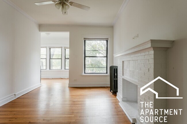 Foto del edificio - 4823 N Albany Ave