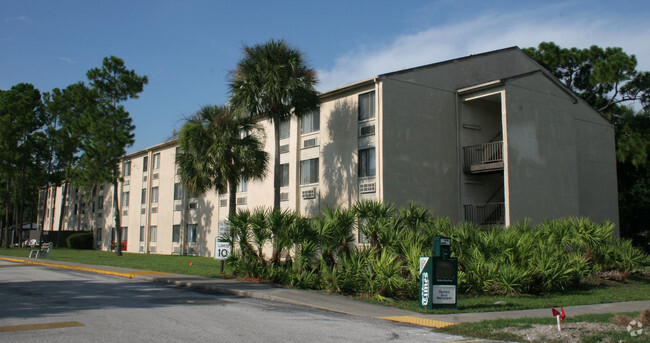 Building Photo - Oceanside Estate Apartments