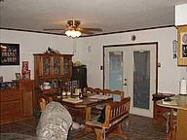 Foto del edificio - 7251 Knollwood Rd