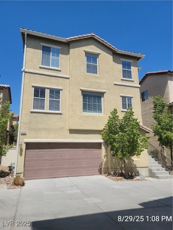 Building Photo - 8936 Jaquita Ave