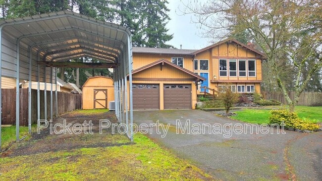 Building Photo - 3712 NW Highland Ct