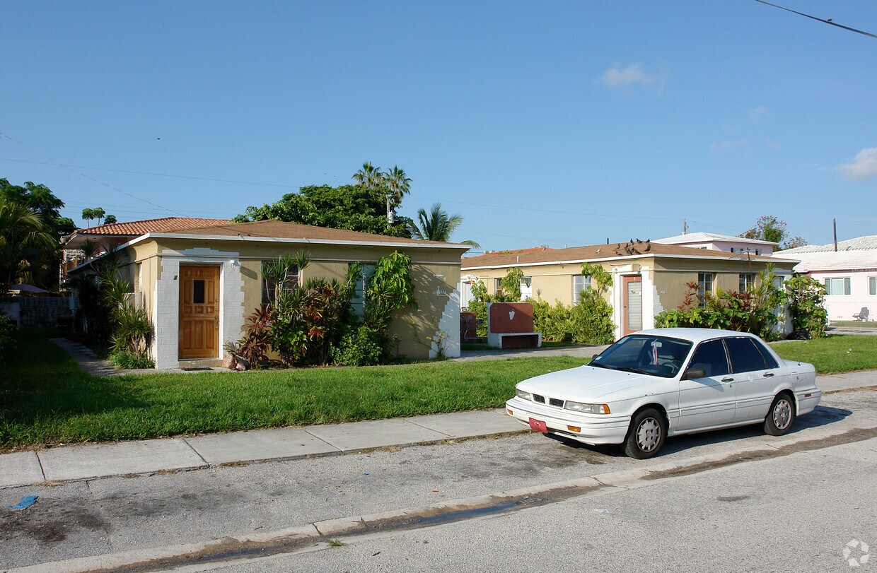 Foto del edificio - 480 SW 10th St