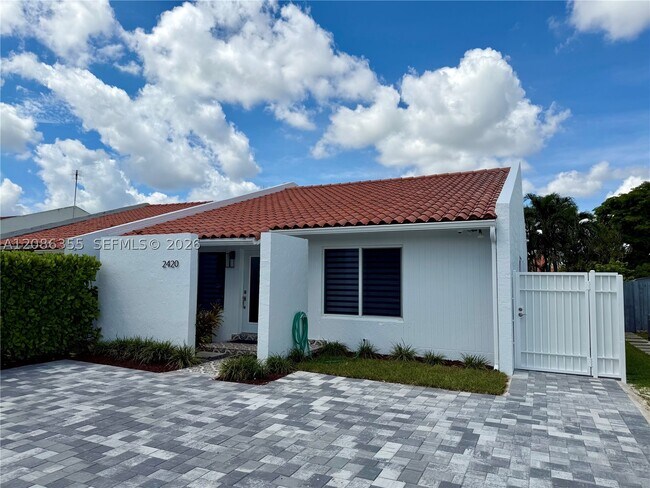 Building Photo - 2420 SW 102nd Ave