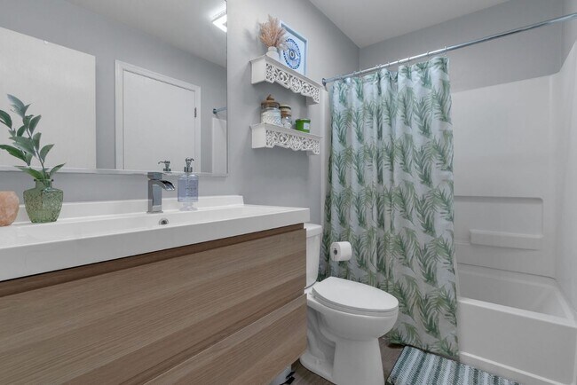 Foto del edificio - 1221 Courtland Cir