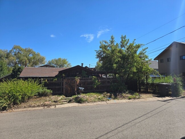 R118 - R118 House