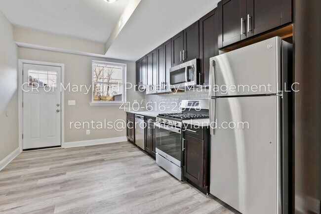 Building Photo - 3 bedroom in Baltimore City with a finishe...