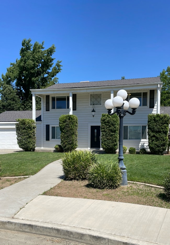 Building Photo - 352 Ohio Cir