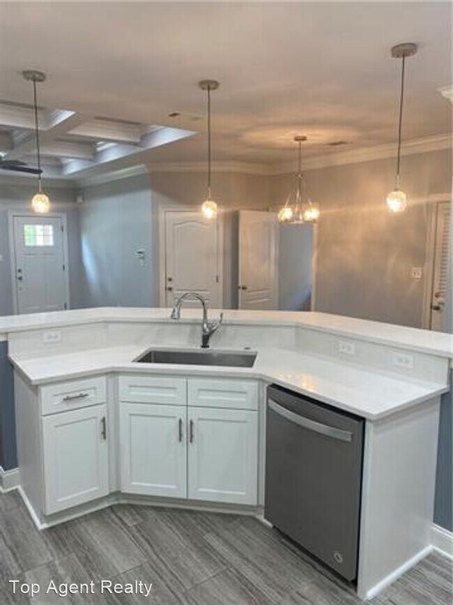 Foto del edificio - 2 br, 2 bath House - 108 Adam Circle