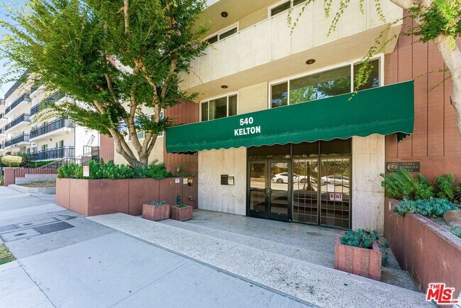 Building Photo - 540 Kelton Ave