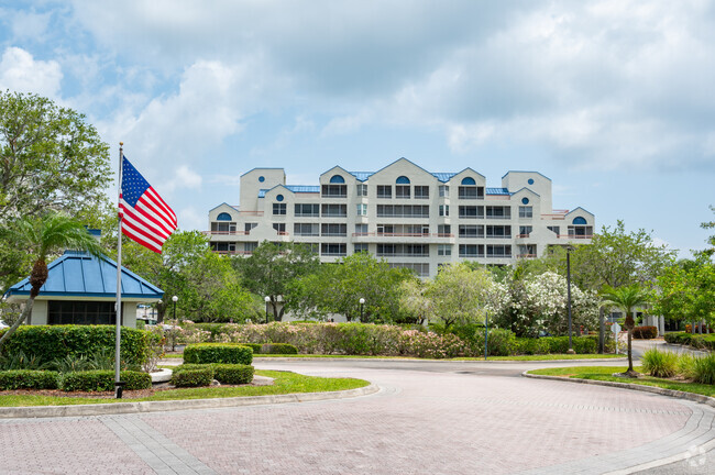 Building Photo - Crystal Bay at Feather Sound