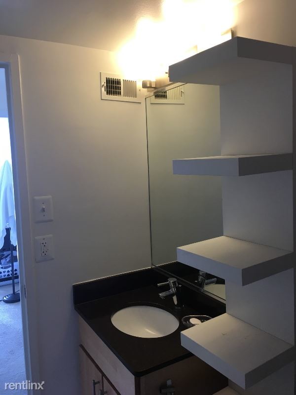 Building Photo - 1 br, 1 bath Apartment - 1220 MD-410