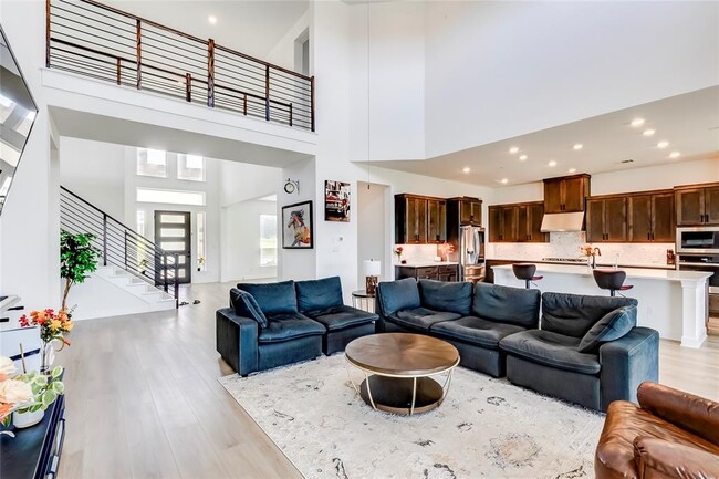 Building Photo - 462 Old Stone Rd