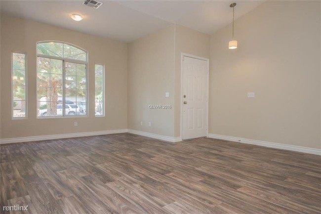 Building Photo - 2502 Lake Martin Ct