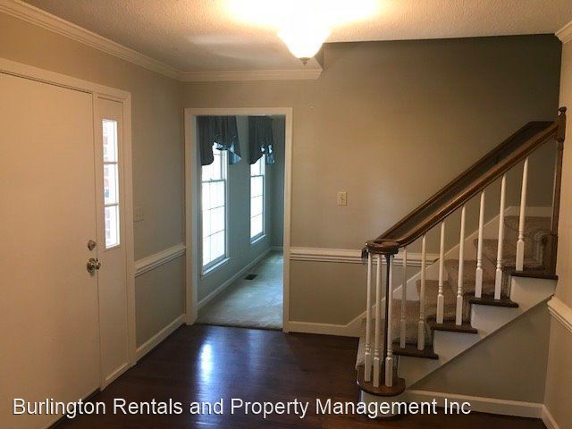 Foto del edificio - 4 br, 2.5 bath House - 2240 Walker Ave