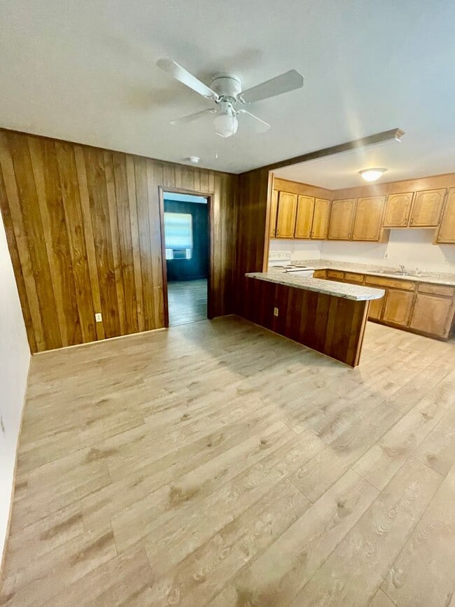 Foto del edificio - Must see Newly renovated 1 bedroom 1 bath ...