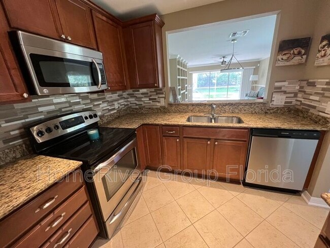 Building Photo - 15101 Estuary Cir