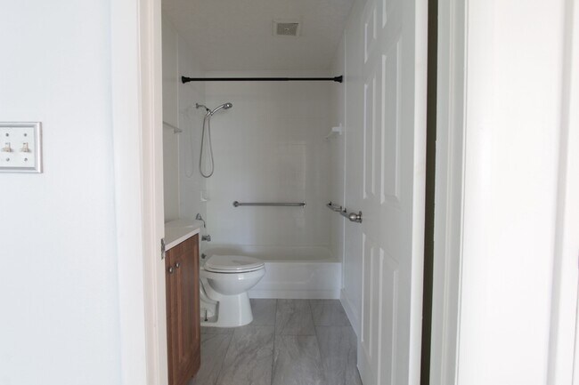 Foto del edificio - 212 Tennessee Ave