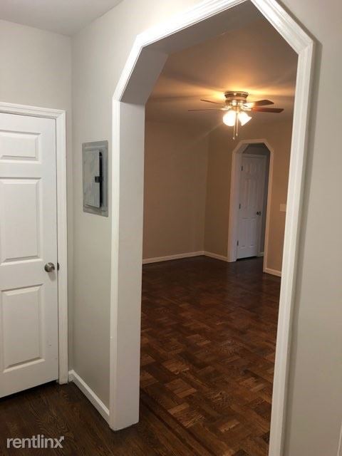 Foto del edificio - 359 N Maple Ave