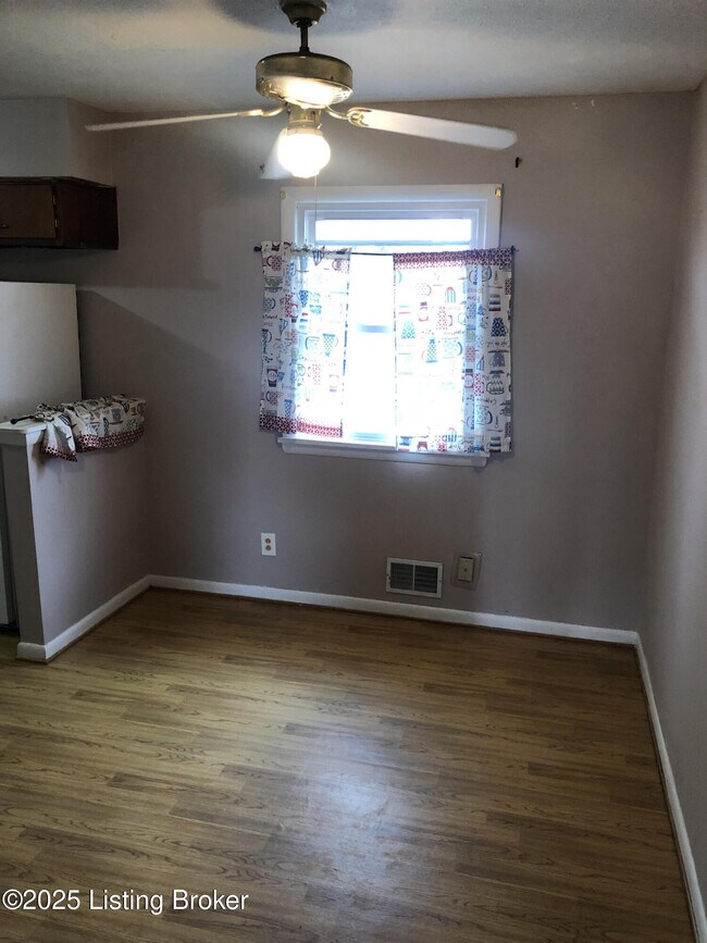 Foto del edificio - 6307 Sonnette Way