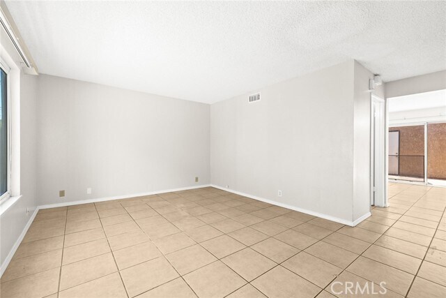 Building Photo - 849 Windwood Dr