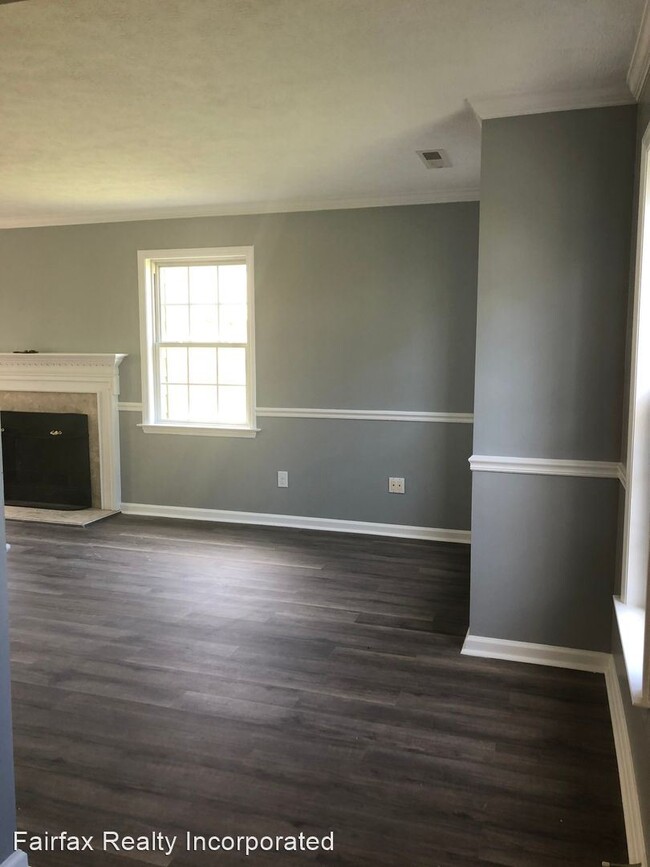 Building Photo - 3 br, 2.5 bath House - 5140 Grandale Drive