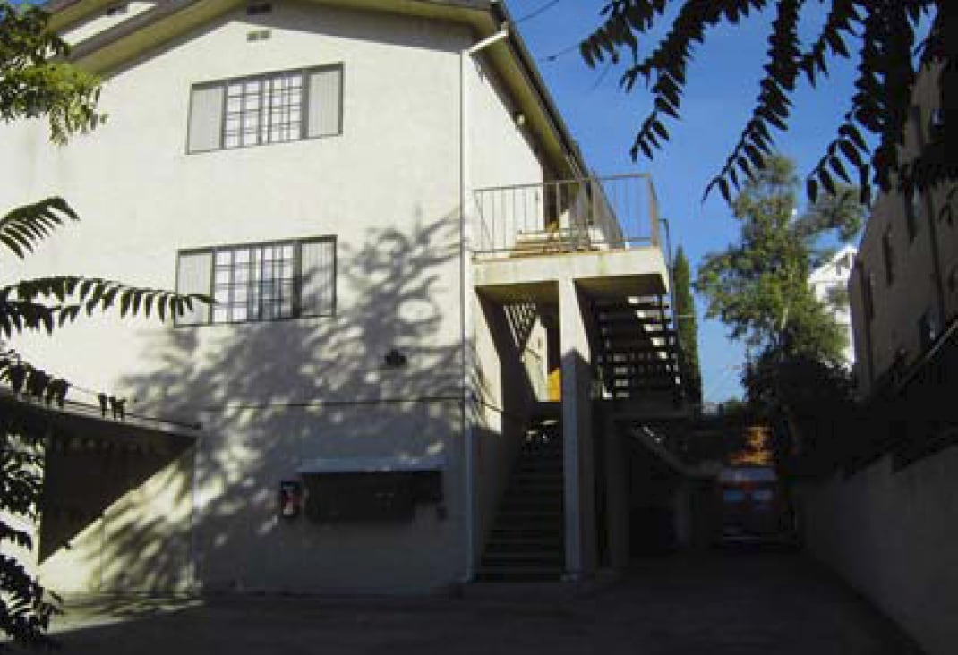 Primary Photo - 10124 Samoa Ave