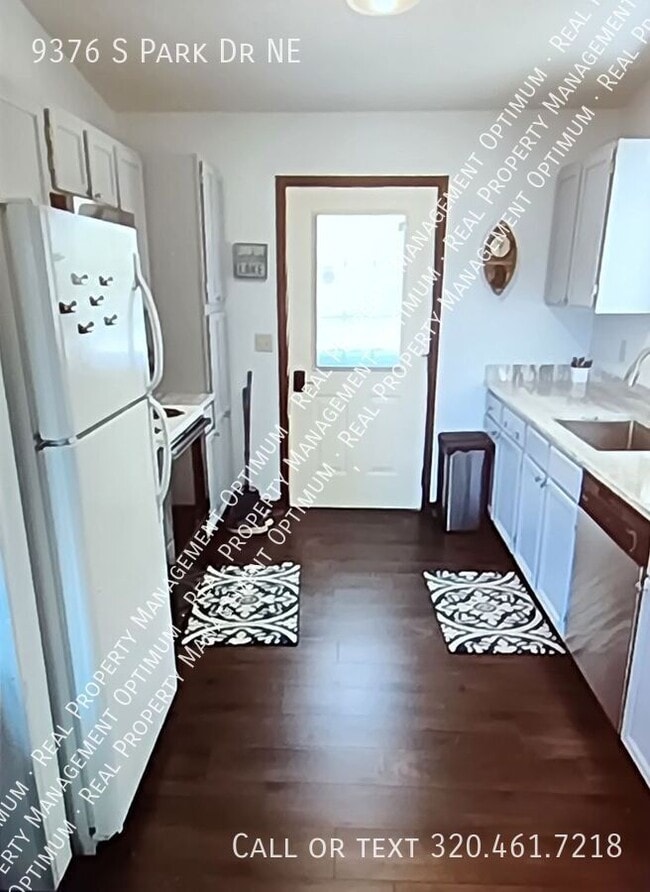 Foto del edificio - 9376 S Park Dr NE