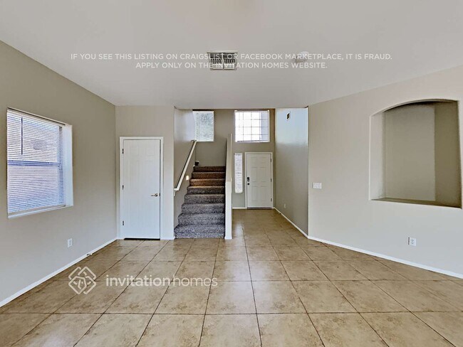 Building Photo - 1640 S 171st Dr